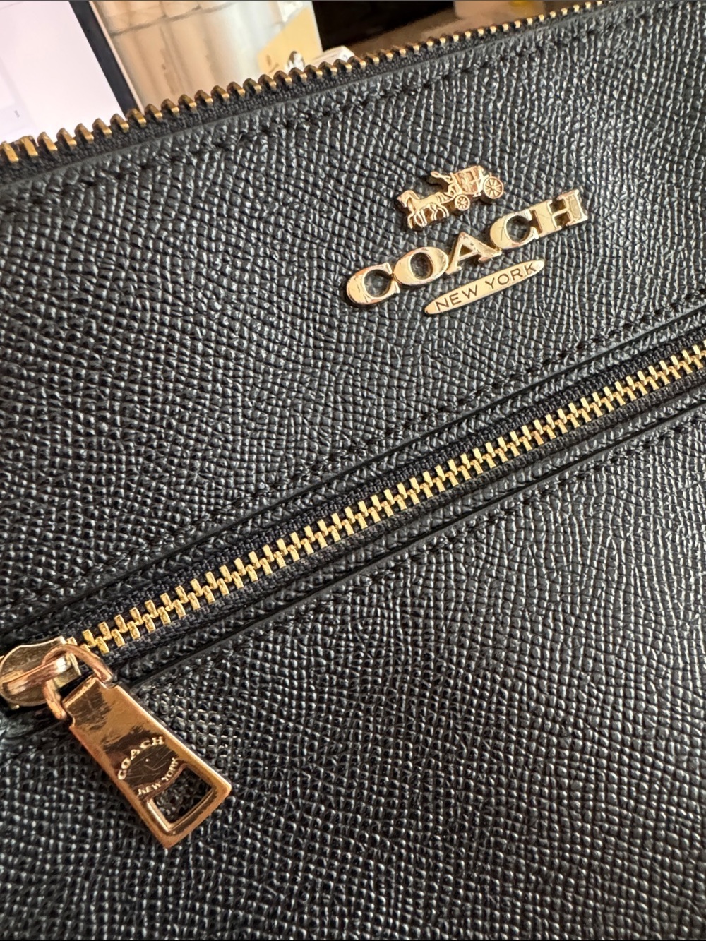 Coach Rowan File Bag REHAB NEEDS REPAIR - AS IS LISTING - Picture 6 of 6